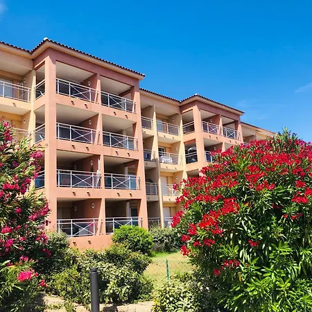 T2 Cosy Grande Terrasse, Piscine Et A 100m *